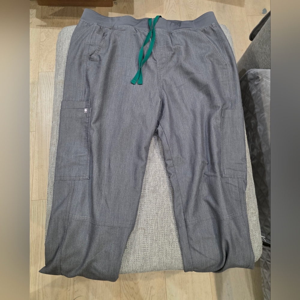 Figs Axim- Cargo Scrub Pants -Graphite, Men's XL